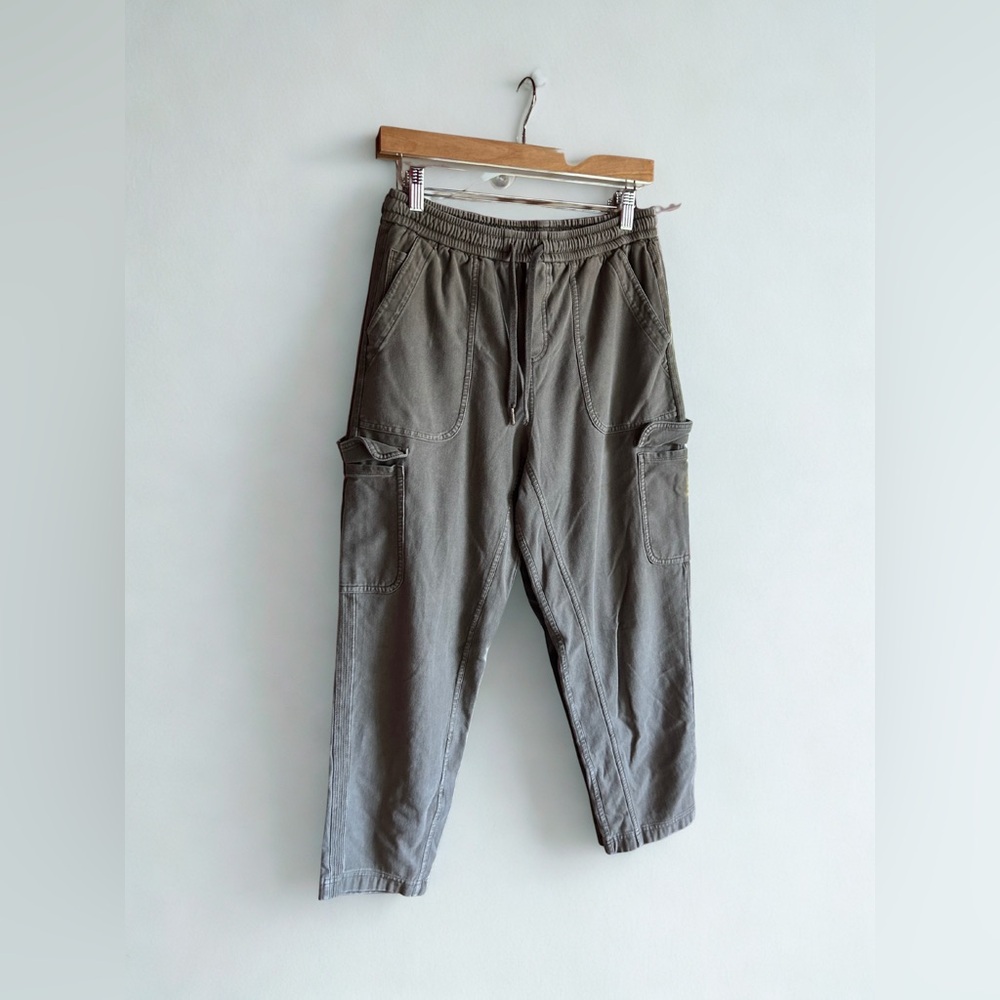 Athleta Farallon Straight Leg Crop Green Cargo Pants